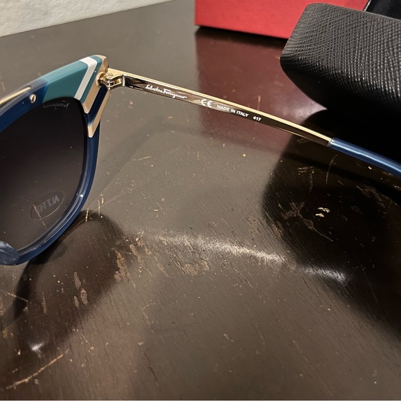 Salvatore Ferragamo Sunglasses main image 5